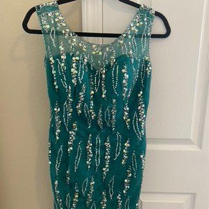 Hebeos Dark Green Beaded Short Prom Dress